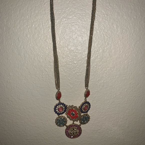 Necklace - Picture 2 of 3